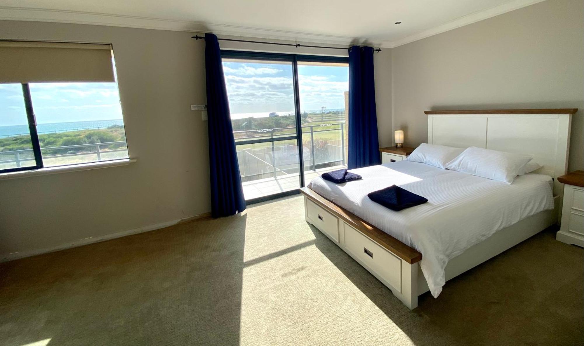 Port Denison Beach Resort Dış mekan fotoğraf